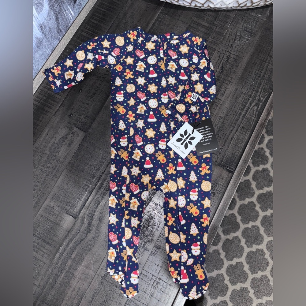 Sweet bamboo holiday gingerbread infant sleeper​​​ - Picture 10 of 10